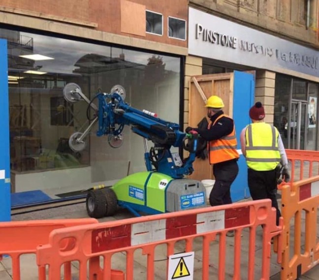 Shopfront installation Service cleanup uk